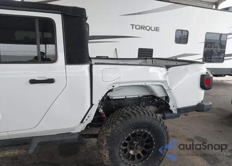 2020 Jeep Gladiator Sport S 4X4 from USA, damaged, VIN 1C6HJTAGXLL142914